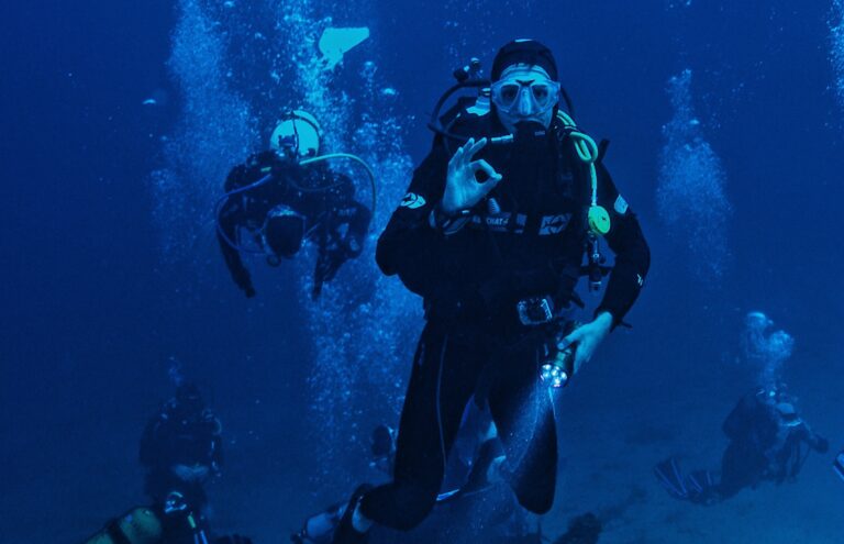 deep_dive_diving_tulamben_bali